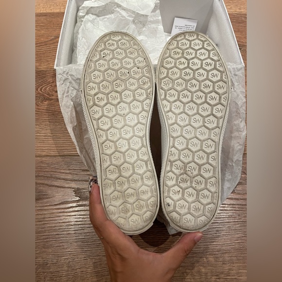 Stuart Weitzman Ollie Sneakers size 6 - Picture 6 of 9